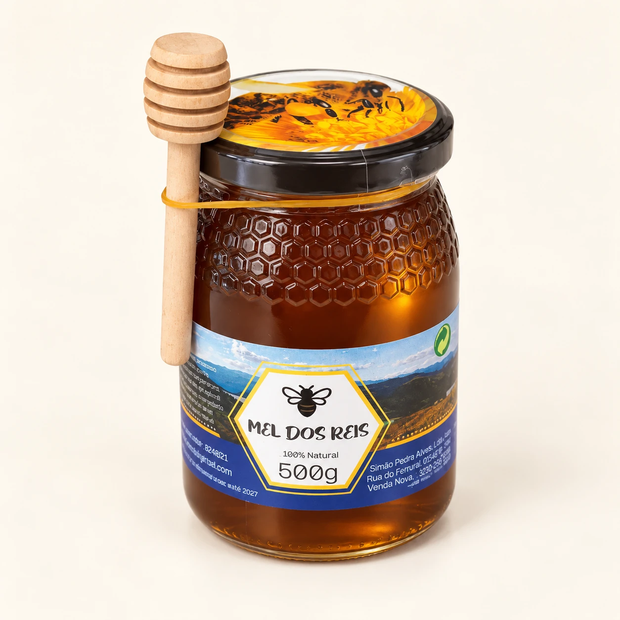 Mel dos Reis — Mel com colher de madeira